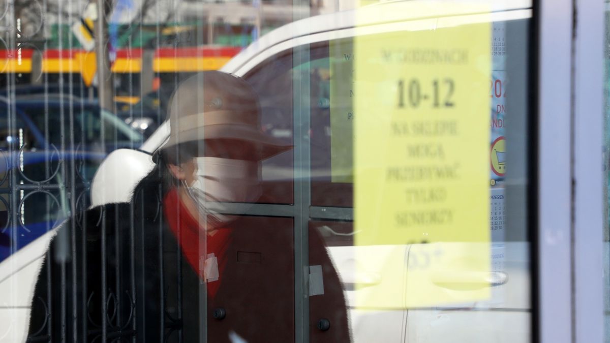 Wracają godziny dla seniorów. Zmiany w sklepach od 15 października