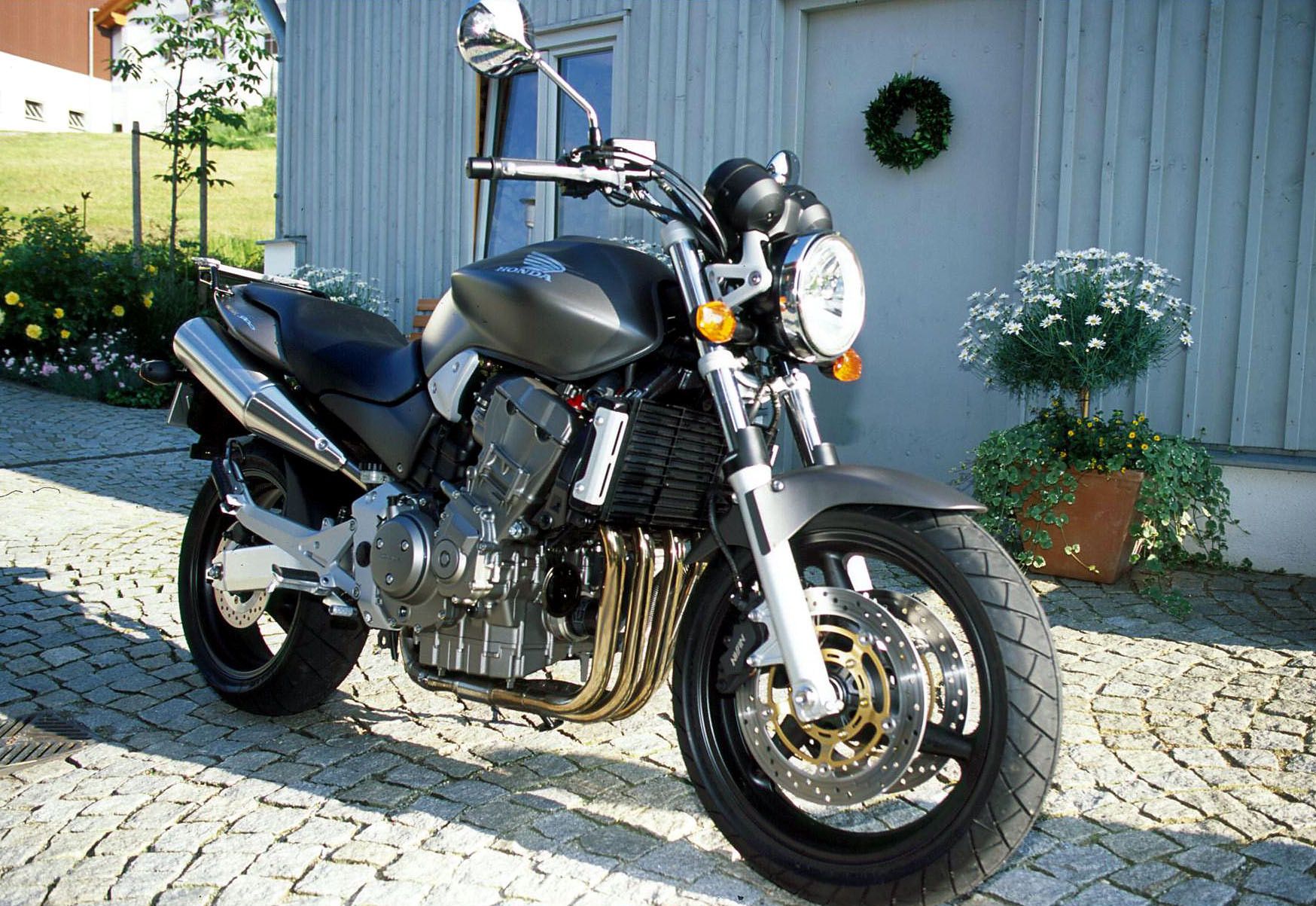 Honda CB900F Hornet