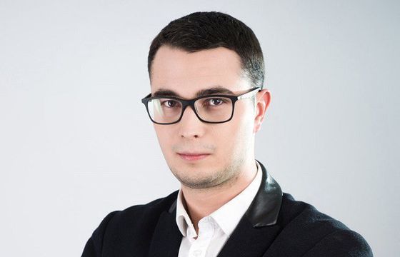 Hubert Niedzielski za Tomasza Tondera kierownikiem ds. PR marki Volkswagen