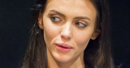 Syn Marceli Leszczak pływa... Z DELFINAMI. Internauci grzmią: "Coś STRASZNEGO wspierać takie miejsca" (ZDJĘCIA)