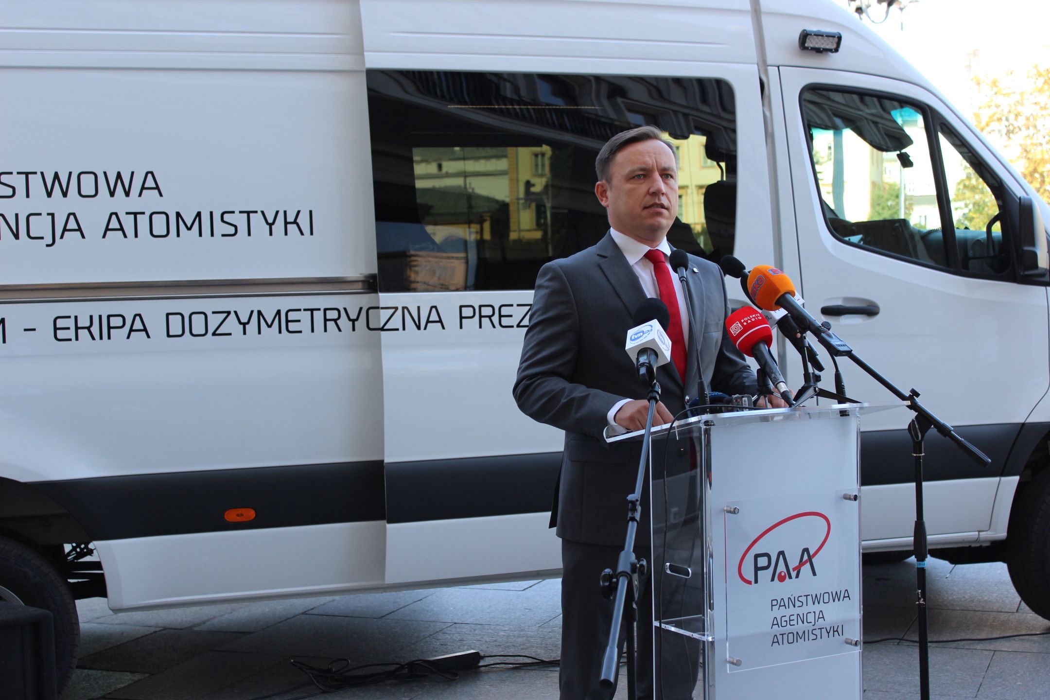 Andrzej Głowacki, Prezes Państwowej Agencji Atomistyki.