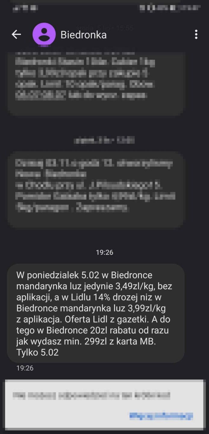 Biedronka poinformowała, że u niej są tańsze mandarynki niż w Lidlu