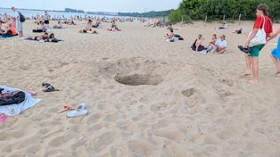 Pokazała zdjęcia z plaży. "Szczerze mnie to oburza"