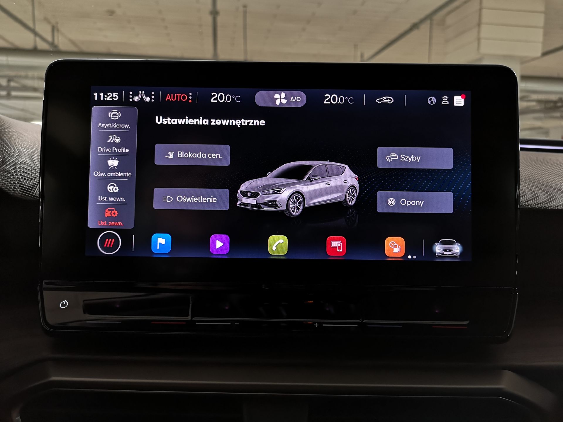 Nowy Seat Leon: Krótki przegląd nowego systemu i wirtualny kokpit 21