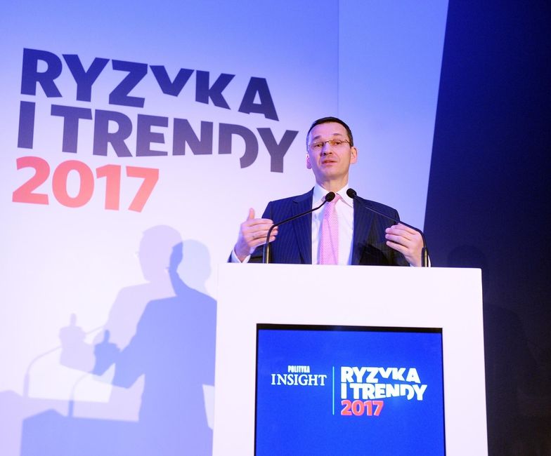 - My zasadniczo nie patrzymy na podnoszenie podatków jako to źródło, gdzie ma się znaleźć 40 czy 50 mld zł - zadeklarował wicepremier Mateusz Morawiecki podczas konferencji "Ryzyka i Trendy 2017" w styczniu 2017 r.