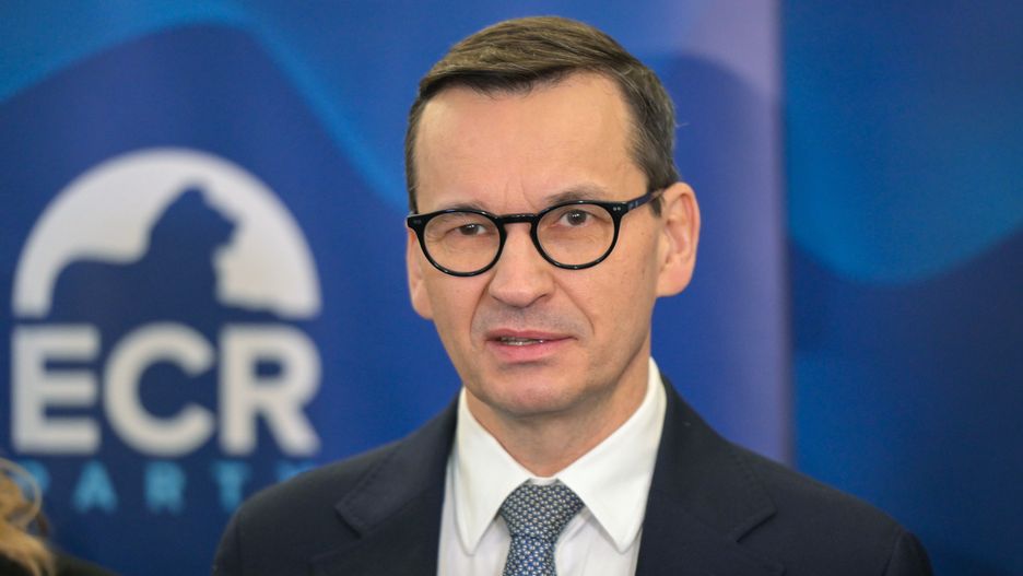 Bruksela, Belgia, 14.01.2025. Nowo wybrany przewodniczący partii Europejskich Konserwatystów i Reformatorów (EKR) Mateusz Morawiecki podczas konferencji prasowej w Brukseli, 14 bm. Mateusz Morawiecki, którego kandydaturę zgłosiła premier Włoch Giorgia Meloni, został wybrany przez aklamację. (jm) PAP/Daniel Gnap