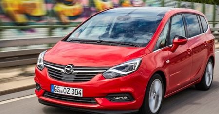 Skutki uboczne Konstytucji dla biznesu. Pełne odliczenie kosztów auta tylko z... kilometrówką