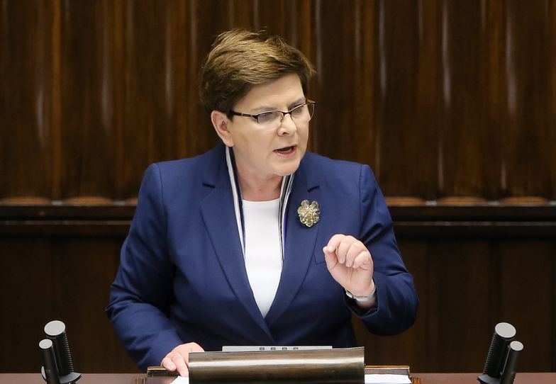 Ważne zmiany w programie 500 plus. Posłowie idą na rękę samotnym matkom