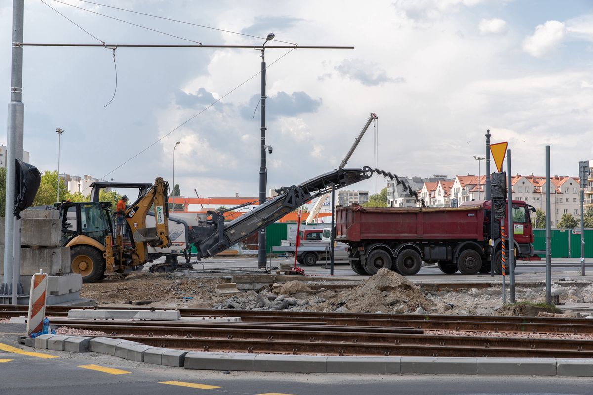 Warszawa. Bemowo, skrzyżowanie ulic Górczewskiej i Powstańców Śląskich, lipiec 2020 r.