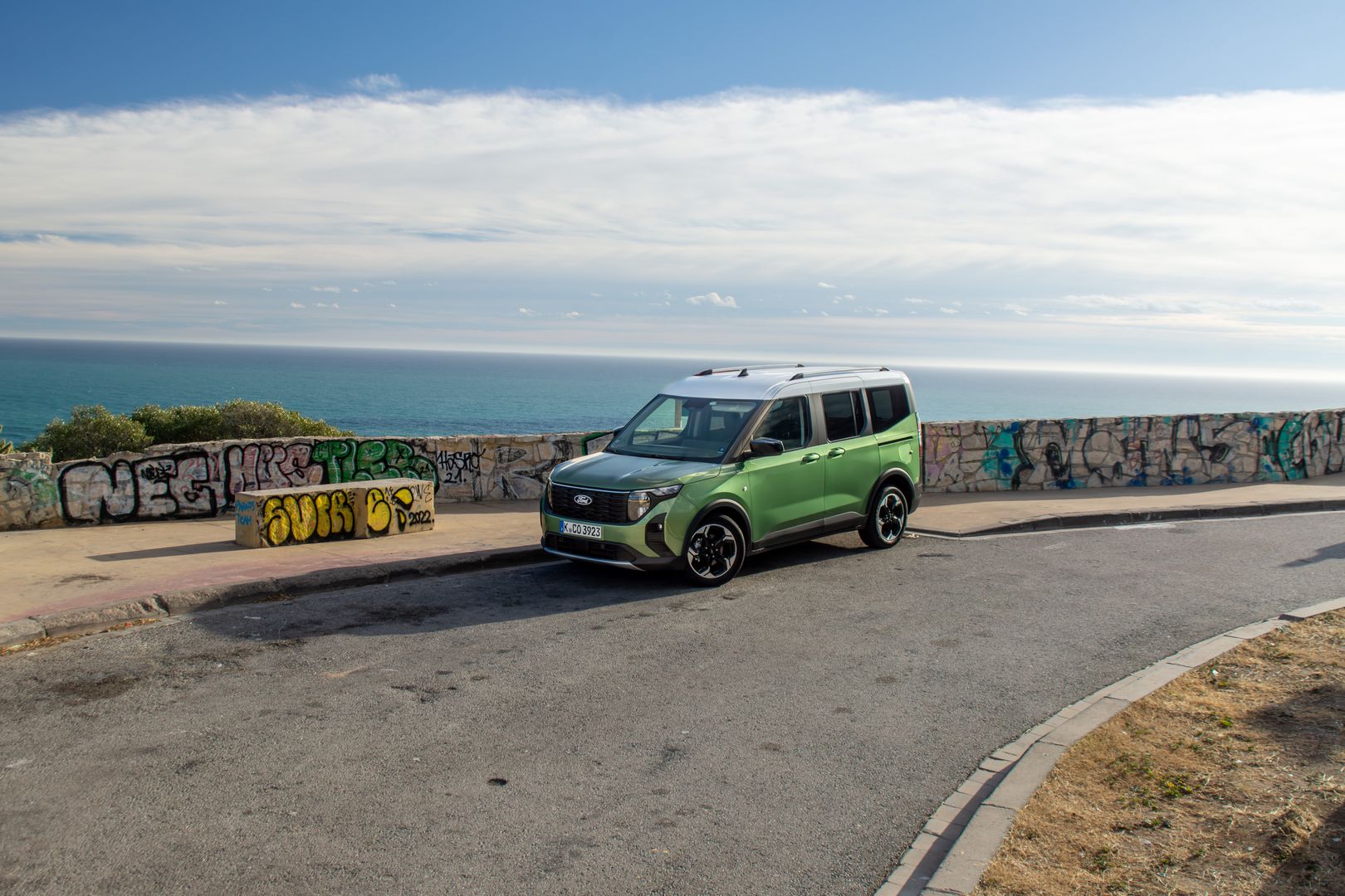 Ford Tourneo i Transit Courier 2024