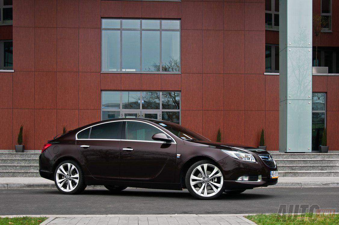 Używany Opel Insignia 2.0 CDTI (2008-2013) - poradnik kupującego