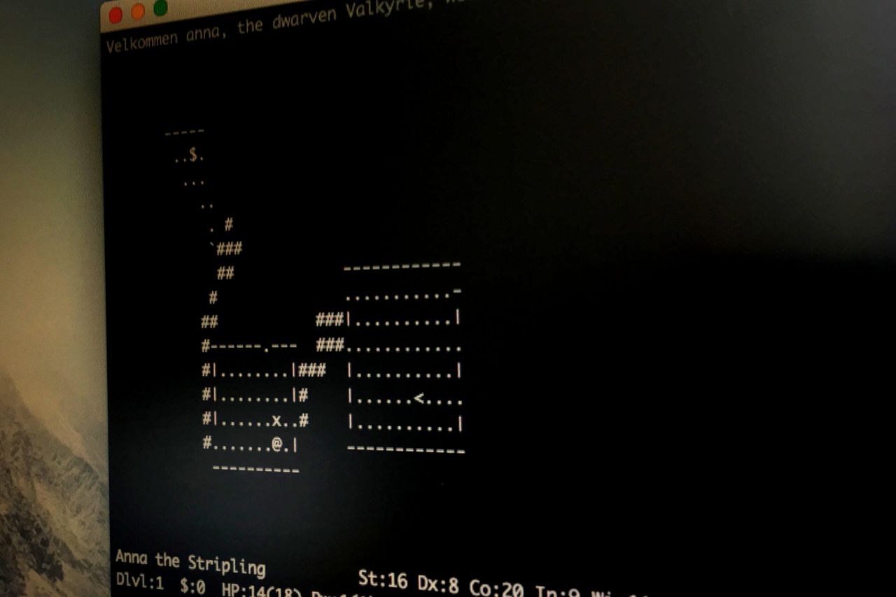 NetHack, klasyczna gra ASCII, nie będzie już działać na Amidze i Atari