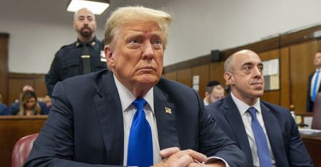 Trump wygrał w sądzie. Zarzuty ws. tajnych dokumentów oddalone