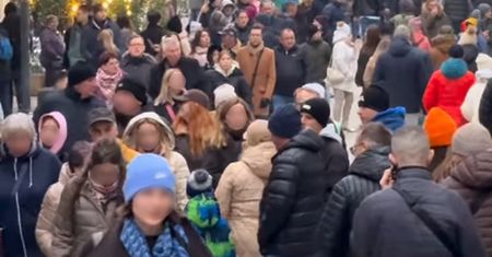 Istne oblężenie polskiego miasta. "Jak mrówki"