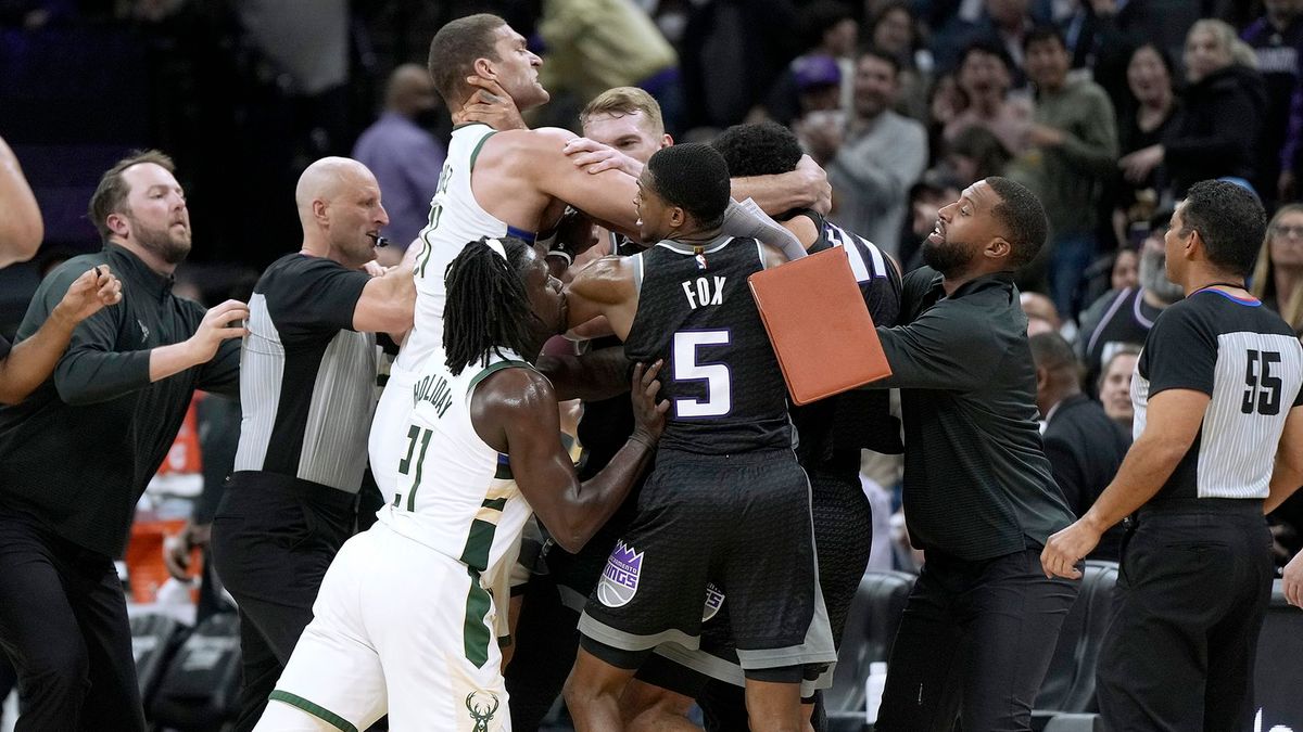 Zdjęcie okładkowe artykułu: Getty Images / Thearon W. Henderson / Bójka Brooka Lopeza i Treya Lylesa