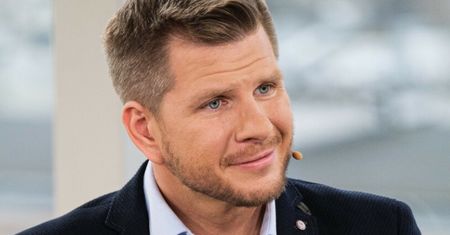 Filip Chajzer opowiada o WALCE Z DEPRESJĄ: "Leżysz w łóżku i marzysz o tym, żeby cię nie było"
