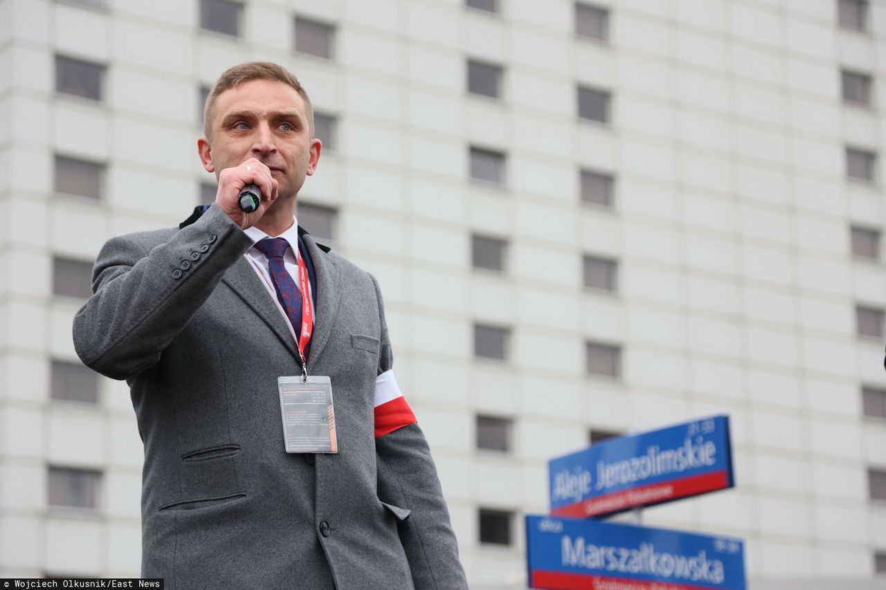 Robert Bąkiewicz wyrzucony. Był twarzą Marszu Niepodległości