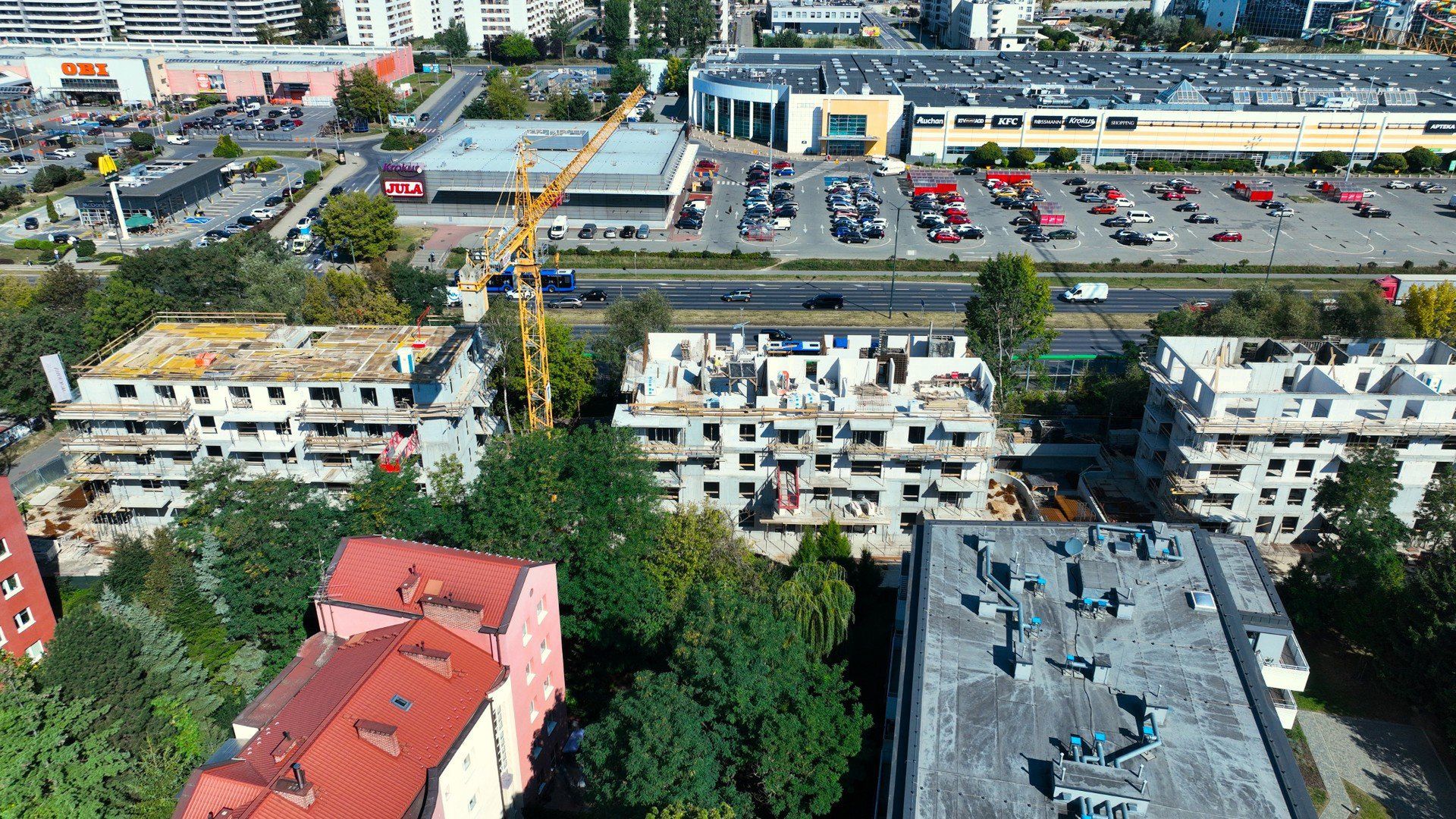 Bloki powstają na wysokości Centrum Handlowego Krokus