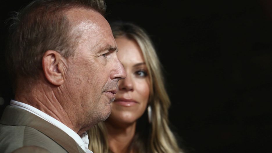 Kevin Costner i Christine Baumgartner