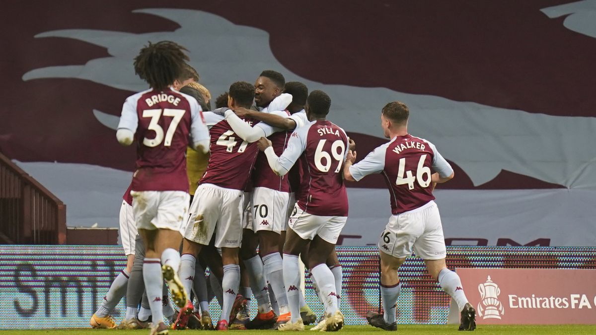 Aston villa best sale v leeds stream