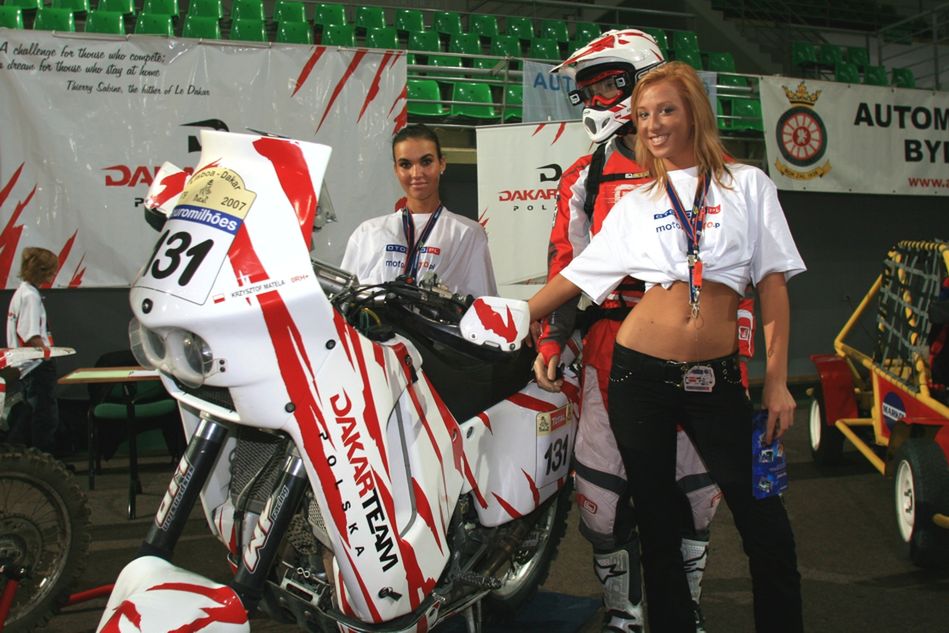 Pokonać pustynię, czyli Dakar Team Polska