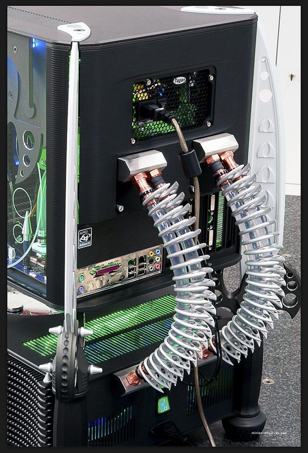 Million-Dollar-PC – komputery piękne jak marzenie 85