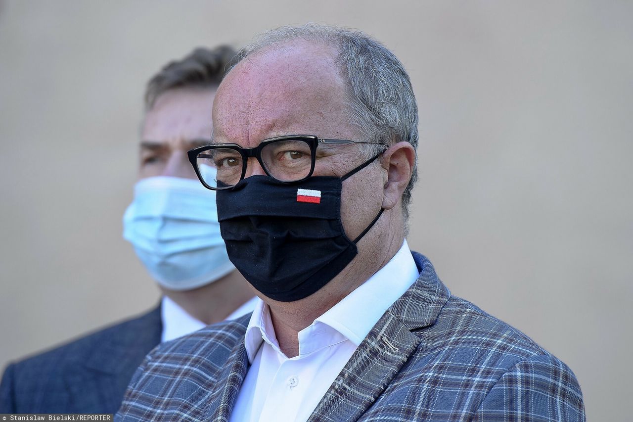 Czarne chmury nad Czarzastym. "Sytuacja krytyczna"