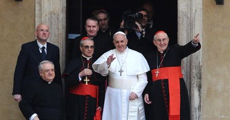"Nowy papież dokona zaskakujących zmian w Kościele"