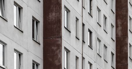 Polacy kochają "wielką płytę". Mieszkania sprzedają się na pniu