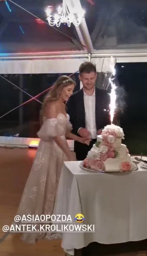 Sukienki ślubne Joanny Opozdy są warte FORTUNĘ! Zostały stworzone na specjalne zamówienie...