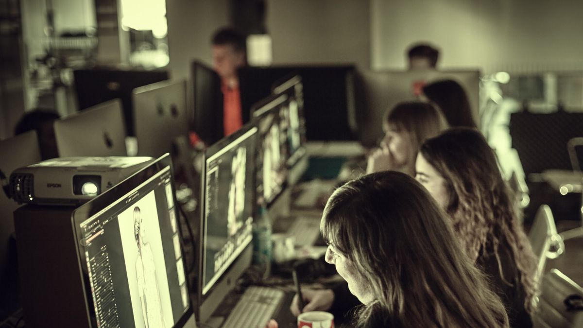 Postproducenci brytyjskiej rodziny królewskiej szkolą w poznańskiej agencji GPD 1