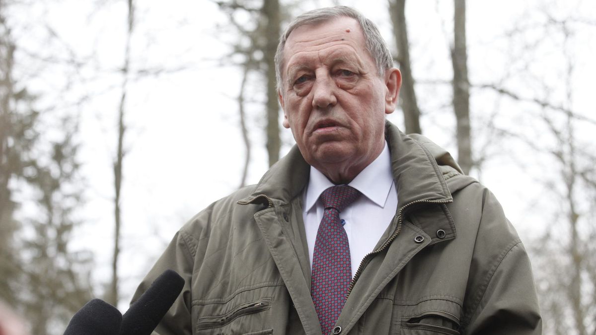 Na zdjęciu minister ochrony środowiska Jan Szyszko