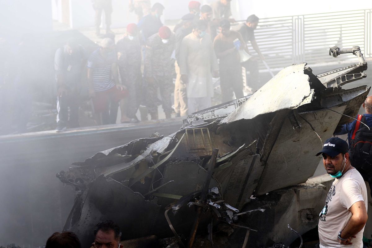 Pakistan. Szokujące wspomnienia pasażera, który przeżył katastrofę Airubs A320. "Słyszałem krzyki ze wszystkich stron"