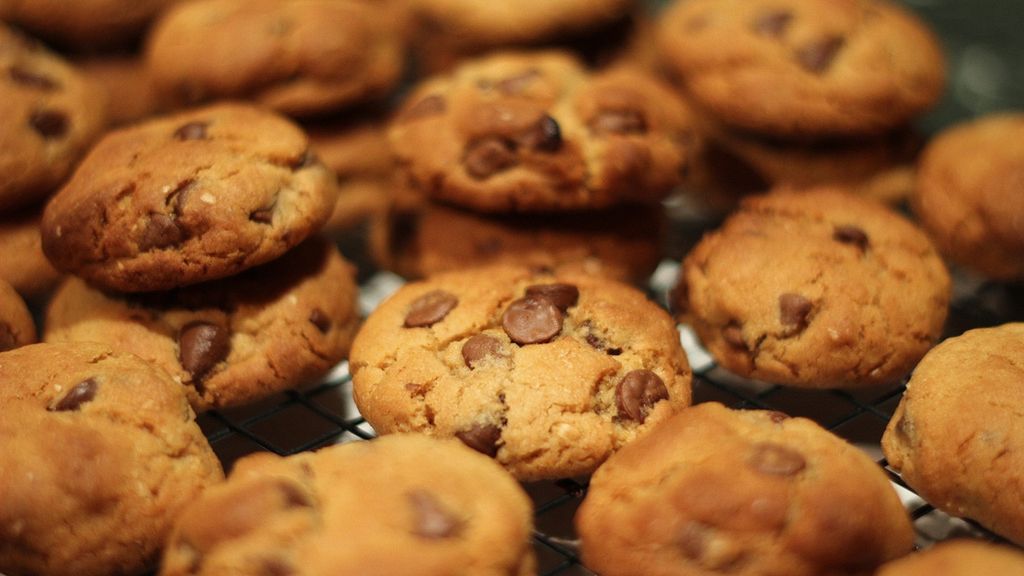 Ciasteczka z kawałkami czekolady przygotowane z dodatkiem masła