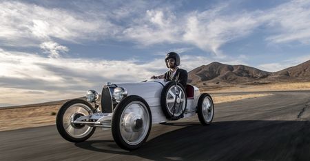 Bugatti Baby II to elektryczna zabawka w skali. Kosztuje tyle, co porządne auto