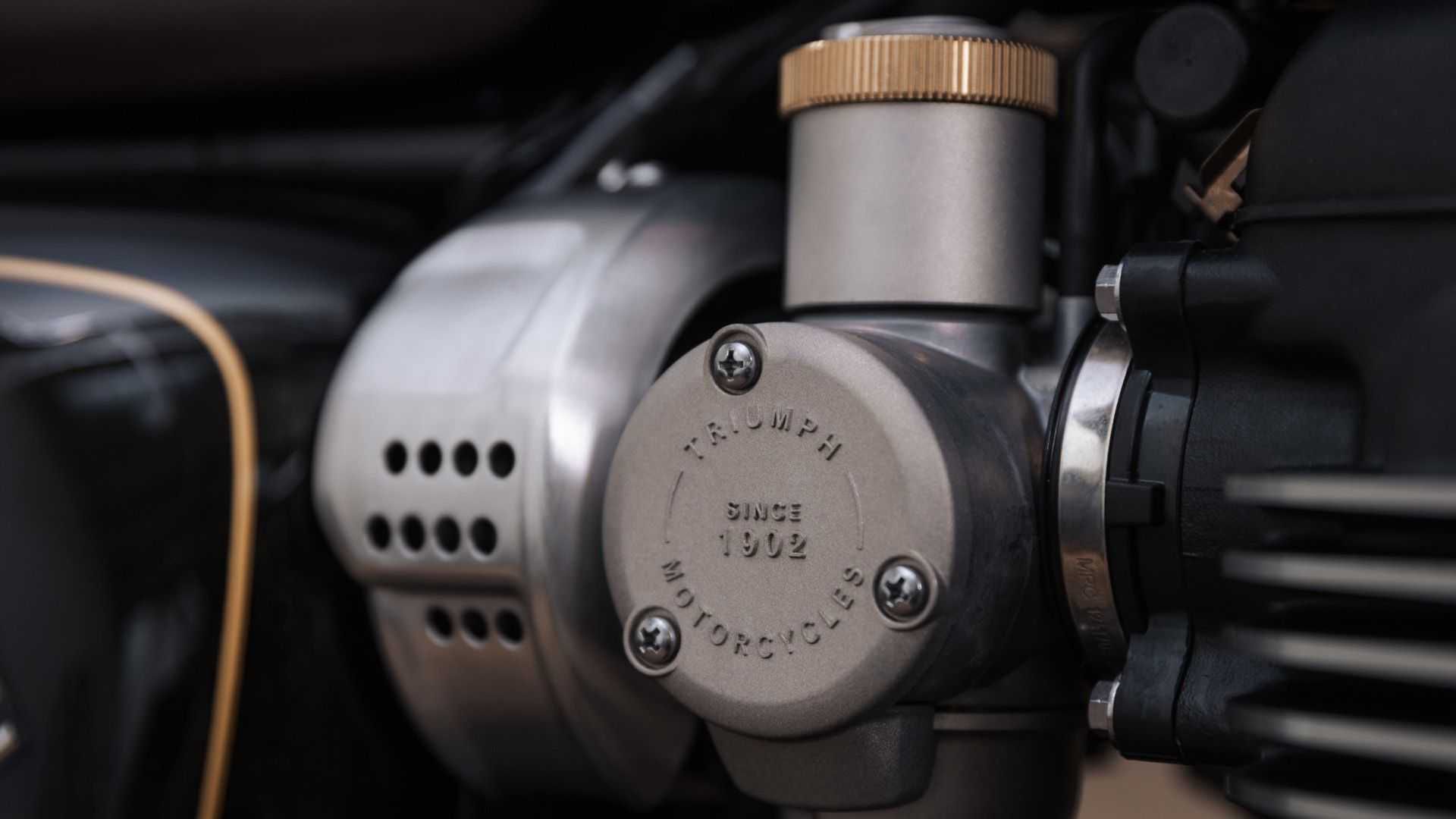 Triumph Bonneville T120 Black DGR