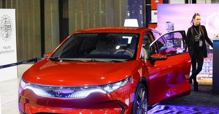 Miał być milion "elektryków" premiera Morawieckiego. Izera spełni tę obietnicę?