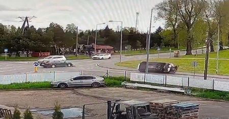 Strzał jeden za drugim. Skrzyżowanie w Kłodzku do zmiany