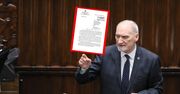 Macierewicz "zgubił" części wraku? Poważne oskarżenia wiceszefa MON