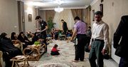 Iranian Living Room, czyli z aparatem do irańskich salonów