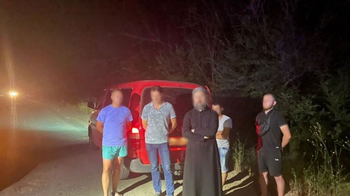 Duchowny został przyłapany na gorącym uczynku 