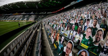 Pełne trybuny na meczu Bundesligi w Niemczech. Niesamowite obrazki