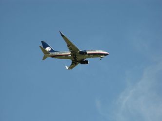 Prawa pasażerów linii lotniczych. Komisja Europejska broni zmian w przepisach