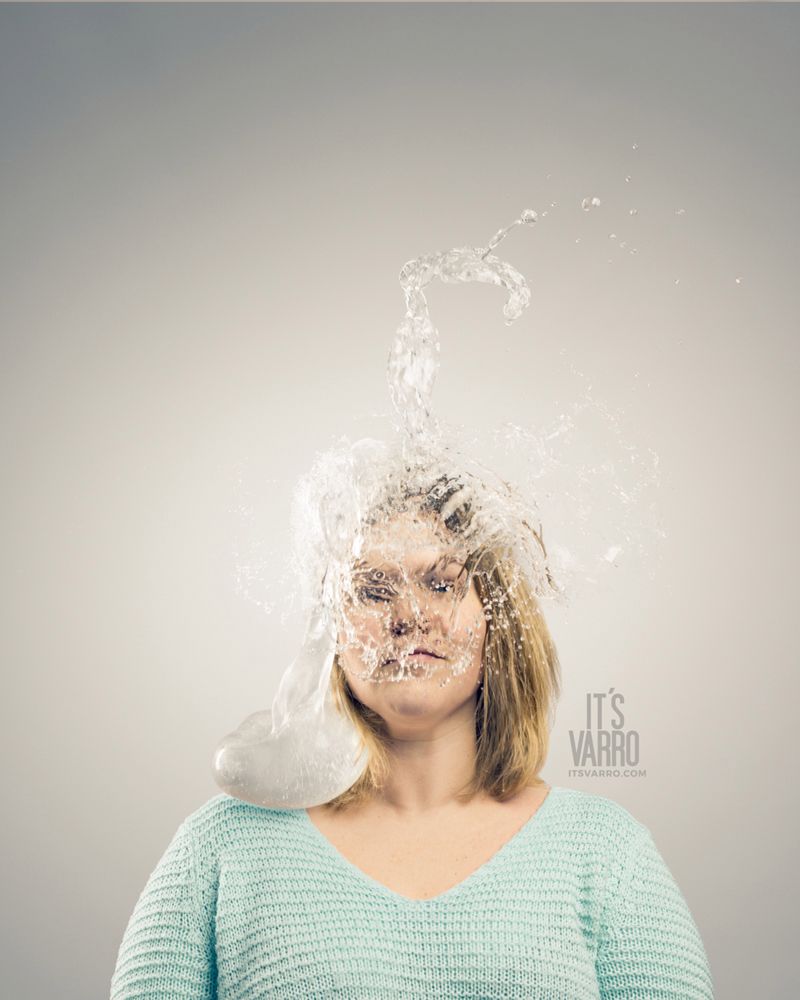 Condom Challenge – śmieszny projekt portretowy Andreasa Varro 11