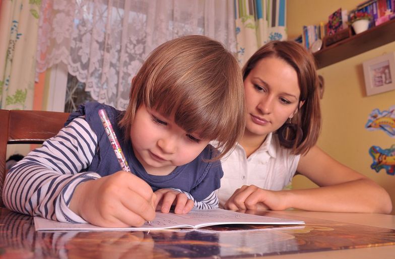 Rodziny wspierające spędzają czas z dzieckiem i pomagają rodzicom w codziennych obowiązkach