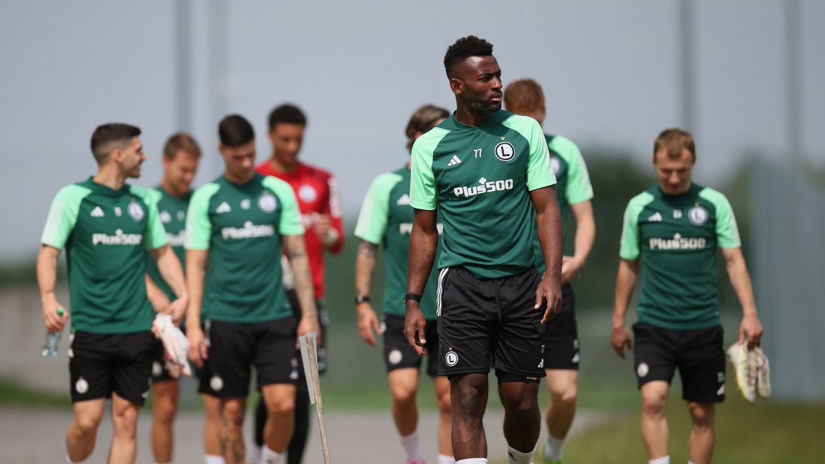 PAP / Leszek Szymański / Na zdjęciu: Legia Warszawa przegrała pierwszy sparing z Wisłą Płock