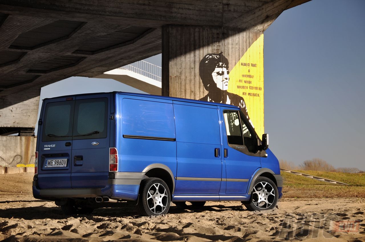 Ford Transit Sport Van (fot. Mariusz Zmysłowski)