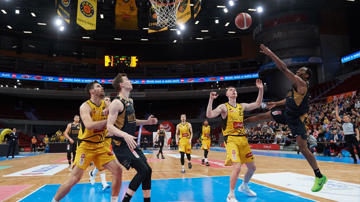 PAP / Adam Warżawa / Na zdjęciu: mecz Trefl Sopot - Śląsk Wrocław