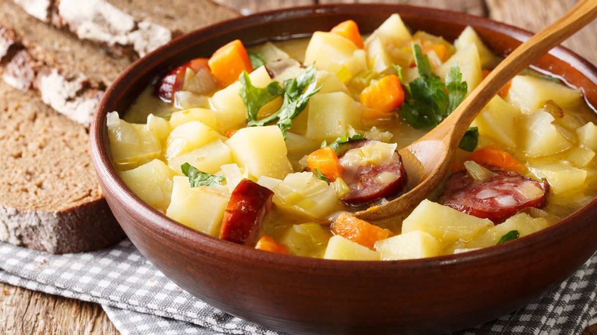 Sycąca i treściwa zupa. Jesienią babcia gotowała częściej niż ro