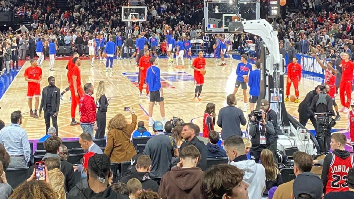 WP SportoweFakty / Patryk Pankowiak / Na zdjęciu: hala Accor Arena w Bercy wypełniła się po brzegi